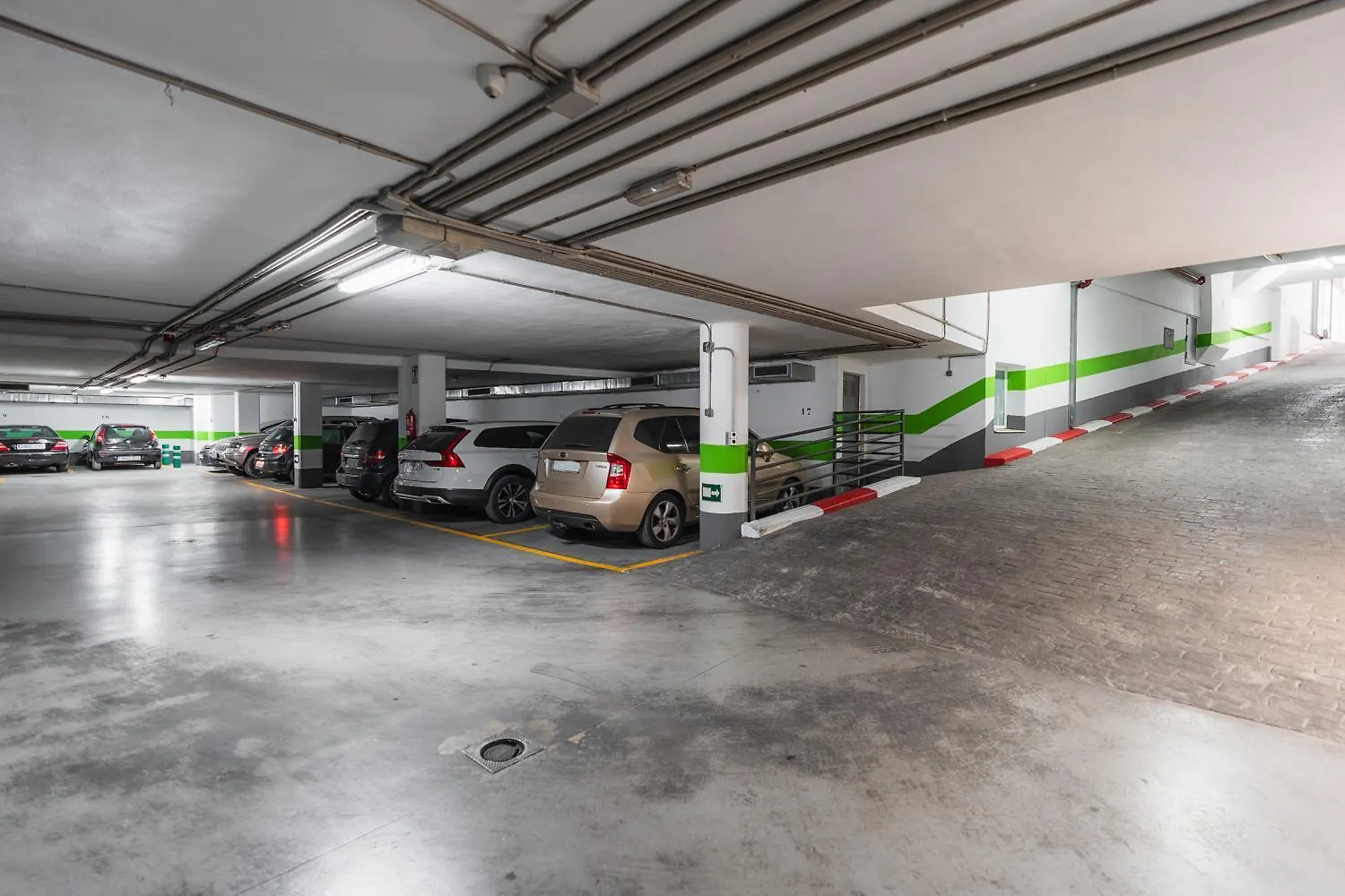 Tuguest Jardin Botanico Apartment Con Parking グラナダ
